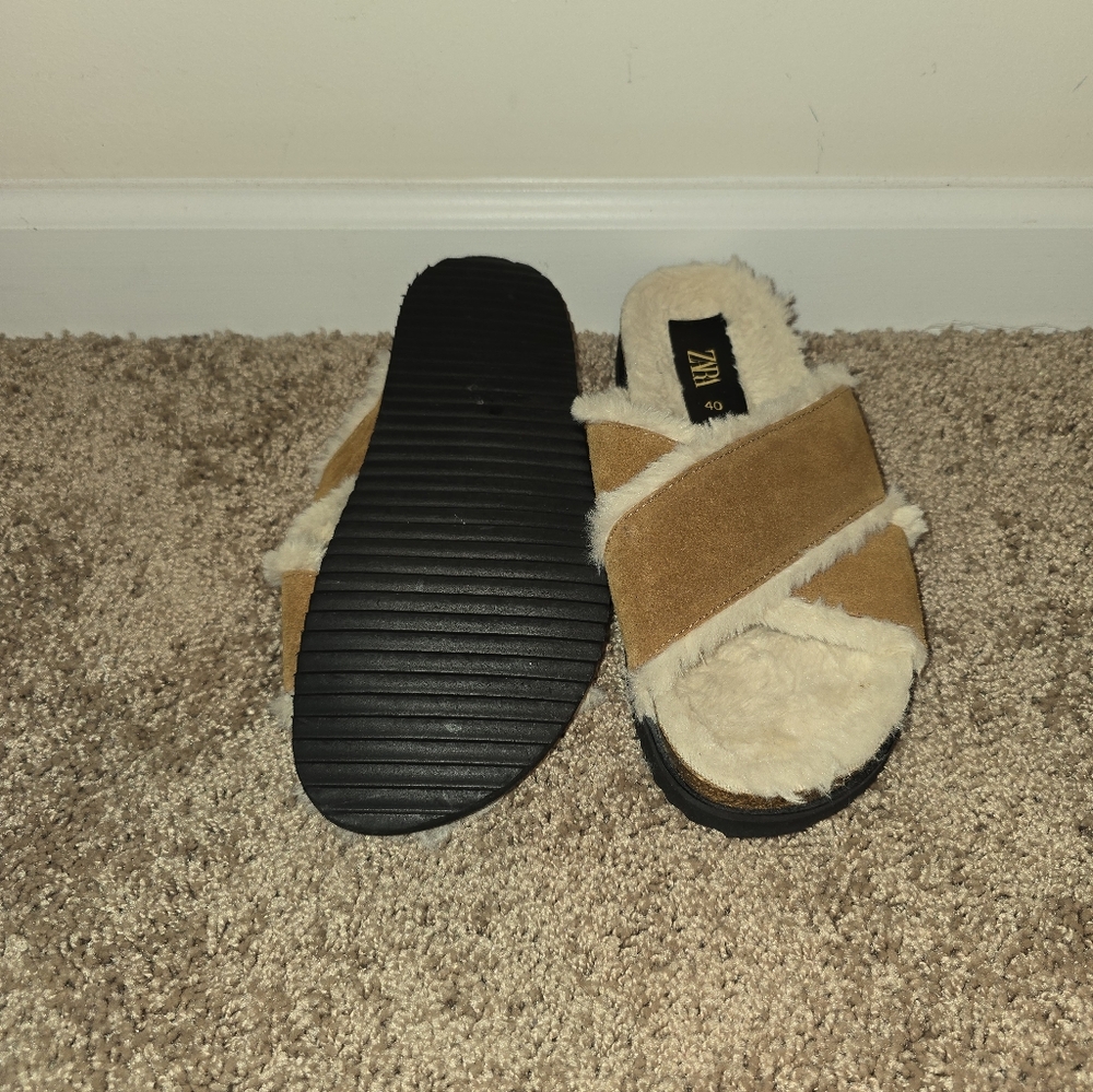Zara Women's Tan and Cream Cross-Strap Slippers - Picture 2 of 3
